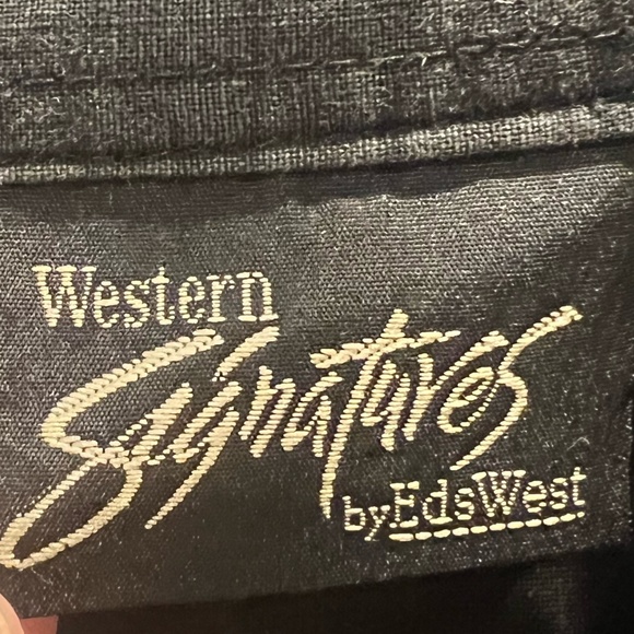 XL Men's Western Button Down Collared Shirt - Picture 2 of 3